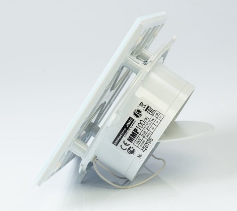 Wentylator łazienkowy serii MMP. KRÓTKI KRÓCIEC. Szklany Panel Biały Mat. Wyposażenie standard. Średnica100 mm